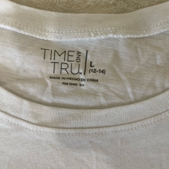 Bundle of T-shirt’s - Picture 7 of 14